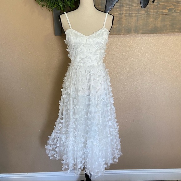 NWOT Lulus Time to Fly White Butterfly Lace-Up Midi Dress - Picture 1 of 9